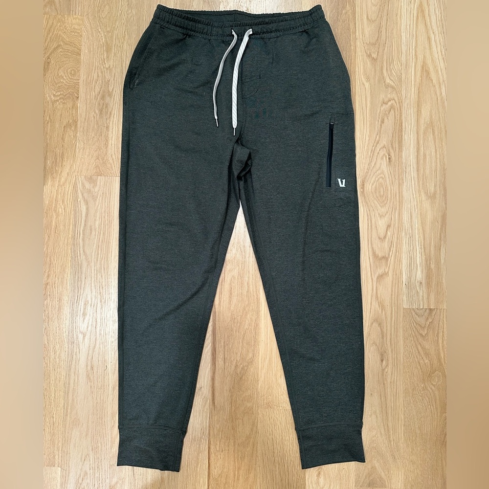 Vuori Men Joggers